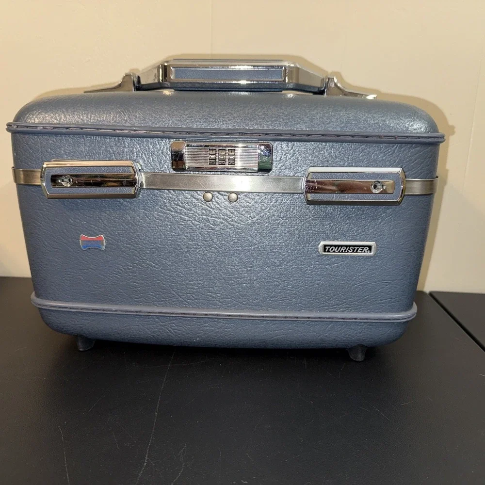 Vintage American Tourister Make Up Train Case Carry On Luggage Posable Mirror